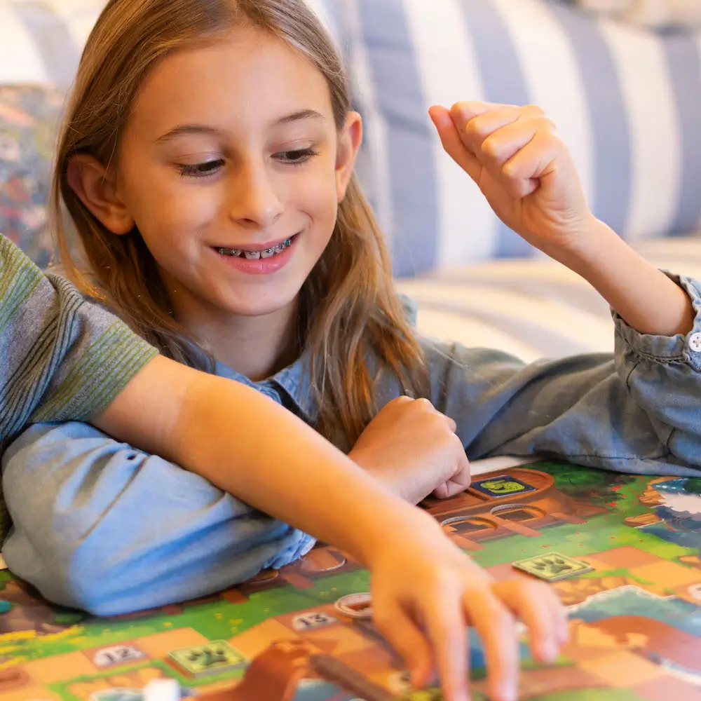 Beat the Flood: A Noah's Ark Board Game - Image 4